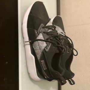 PUMA MUSE X-2 Sneakers